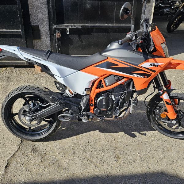 KTM 125 Supermoto