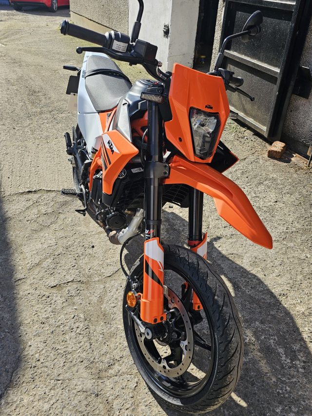 KTM 125 Supermoto