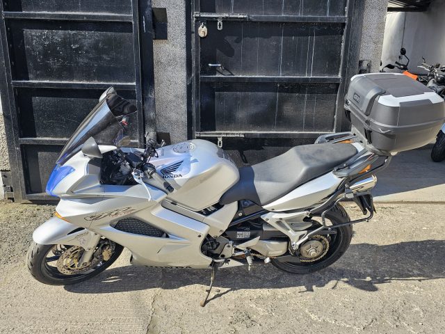 Honda VFR 800 V Tech