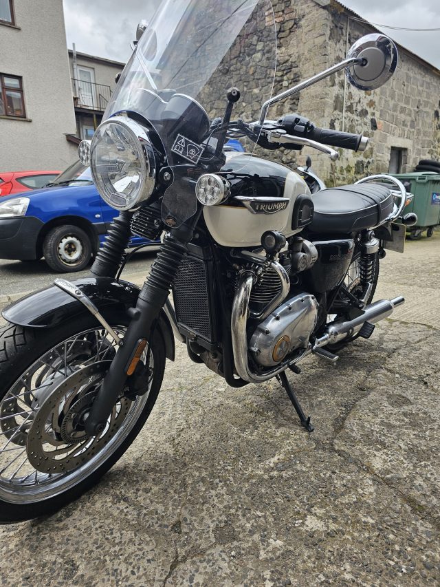Truimph Bonneville