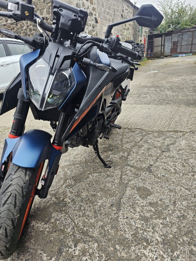 KTM DUKE 125