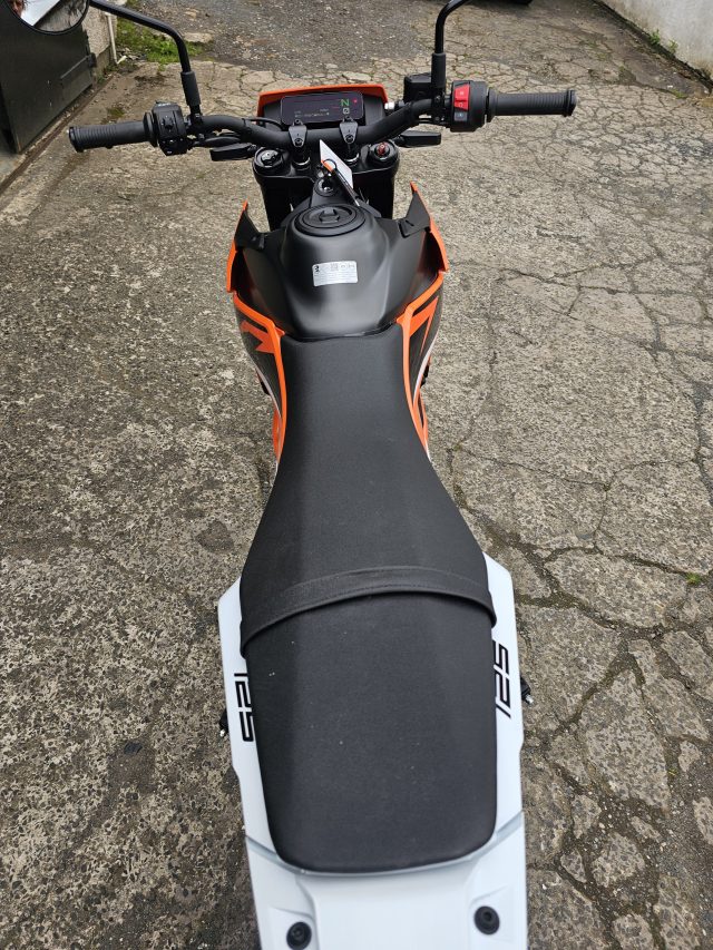 KTM 125 Supermoto