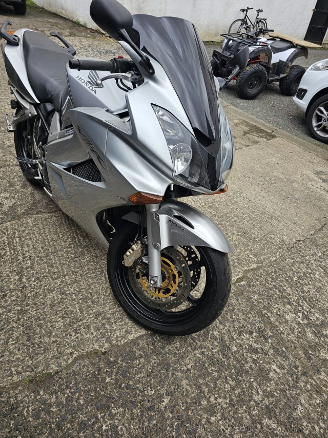 Honda VFR800 Vetech