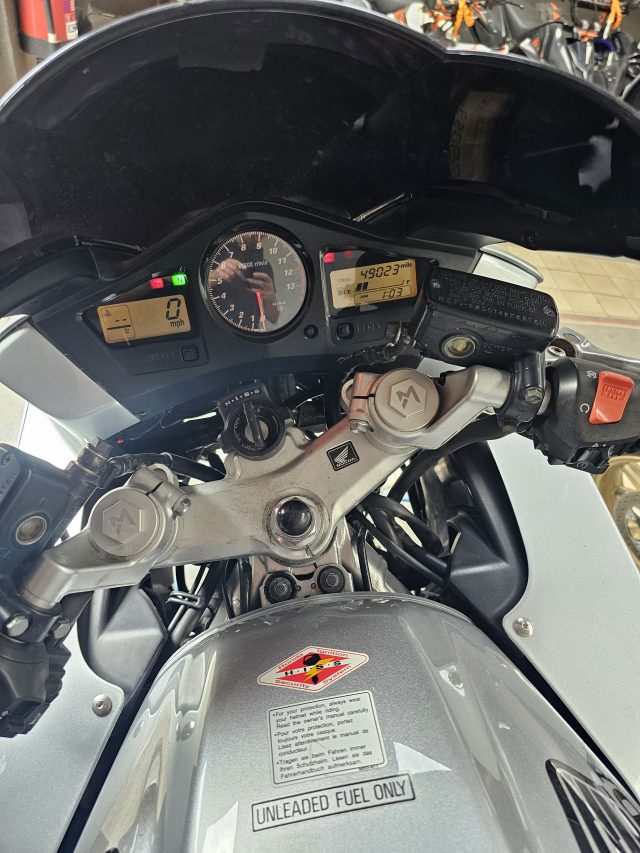 Honda VFR800 Vetech